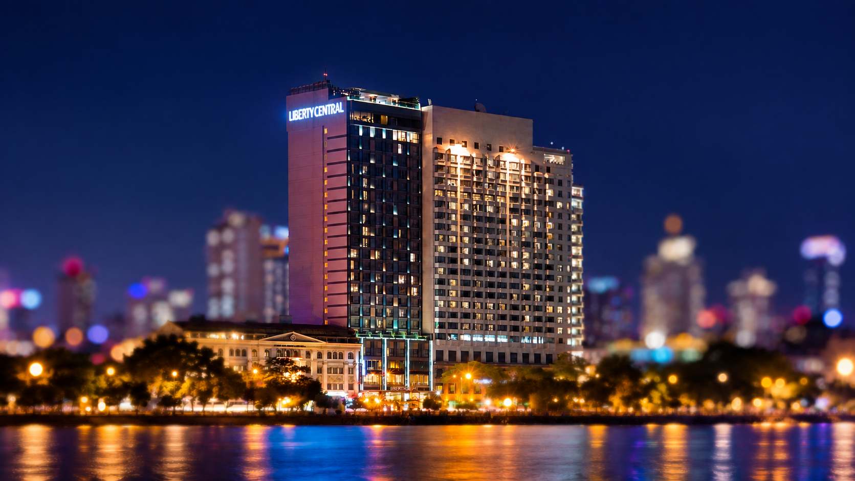 Liberty Central Saigon Riverside (2)